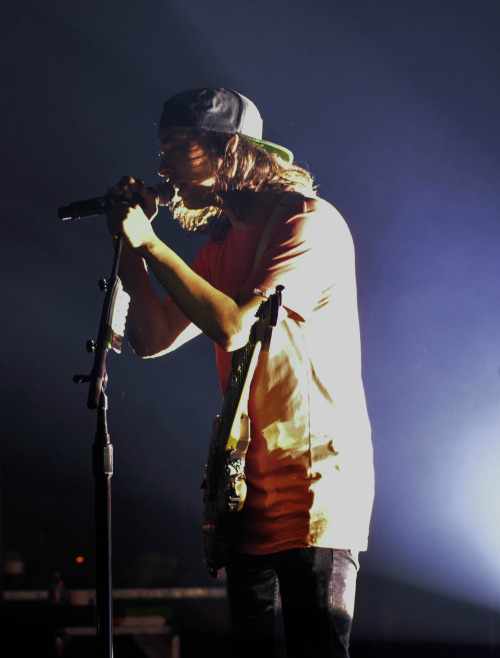 fadingndfloral:  x