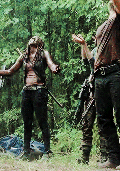 jjacquelinecarlyle: Carol and Michonne laughing in the rain (✿ ♥‿♥)