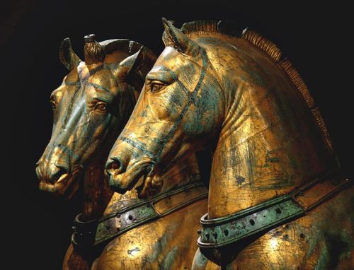 wasbella102:The horses of St. Mark. Bronze. Attributed to the Greek sculptor Lysippos, 4th century B
