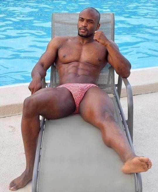 blkguy34: Hot mmm