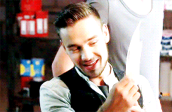 zayncangetsome:  make me choose → vastlyunknown asked: curly liam or beardy liam