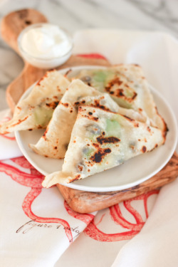 vegan-yums:  Avocado &amp; Black Bean Wontons