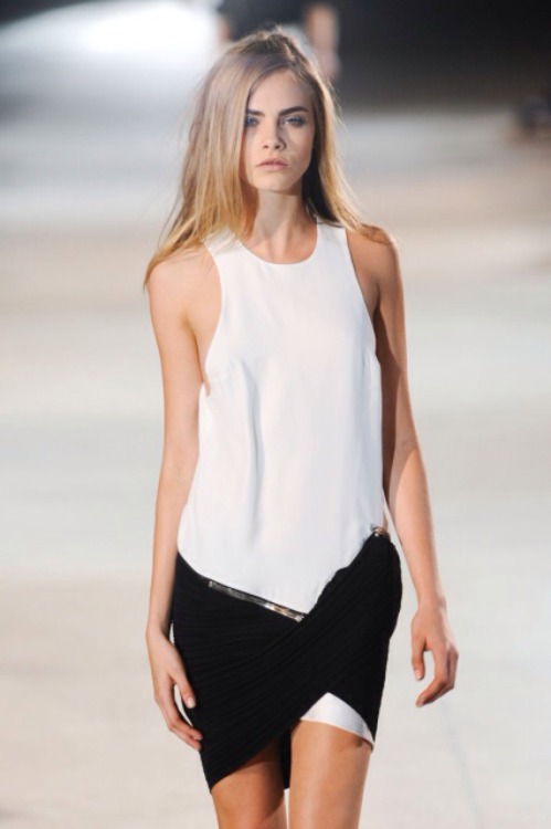 caradelevingne25:
