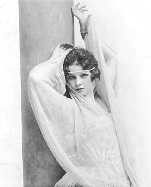 Olive Thomas Nudes & Noises  