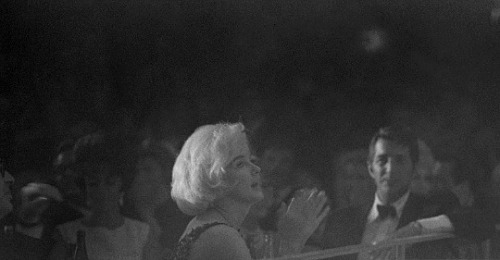 alwaysmarilynmonroe:Marilyn watches Frank Sinatra perform in Las Vegas with Elizabeth Taylor and Dean Martin in September 1961. 