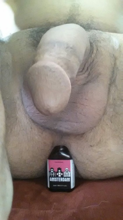 poppersniff:  cummonme2:  I need a cock!!  Excellent!!  mmmmmmmmmmmmm