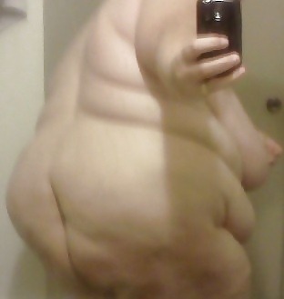 garyplv:  bbwselfies:  I like big butts. I can not lie.   √