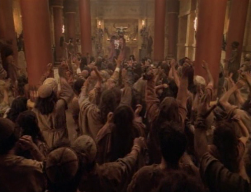 popularbondage:  Noah’s Ark (Film, 1999) The biggest DVD release this week is the polarizing Russell Crowe-starring version of Noah.To mark the occasion, here’s an earlier take on the same story (starring Jon Voight, by the way, which was kind of