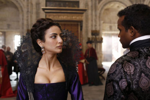 Medalion Rahimi as Princess Isabella in Still Star-Crossed