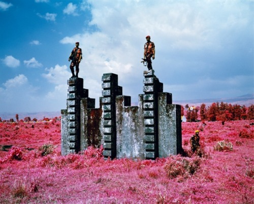 asylum-art:  Richard Mosse: The enclave  the enclave at venice art biennale 2013 In his current show at Jack Shainman, Richard Mosse reprises his heart-rending multimedia installation from the Irish Pavilion at the Venice Biennale last year. The piece,