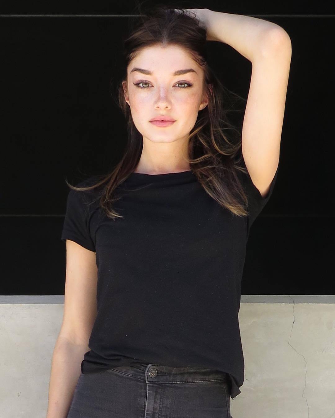 modelsandinstagram:  Monica Ollander
