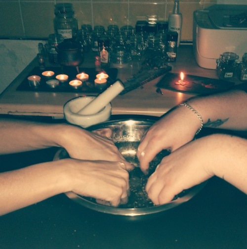 power-of-magick: #simplespell #easycleanse #magick #soulcleansing #fewingredients #spellsfortwo #fri