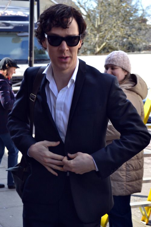 deareje:wellthentherulesare-wrong:My photos of Benedict Cumberbatch from yesterday. Please don’t use