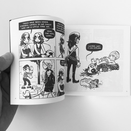 The mini-comics have arrived. Now I just need to sign these bastards and send them your way. Thanks 