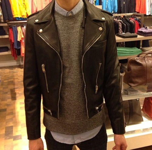 love4saintlaurent: SAINT LAURENT PARIS