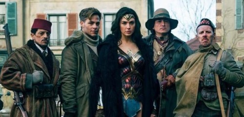 SQUAD GOALS.  (What an amazing scene!!!!!!)