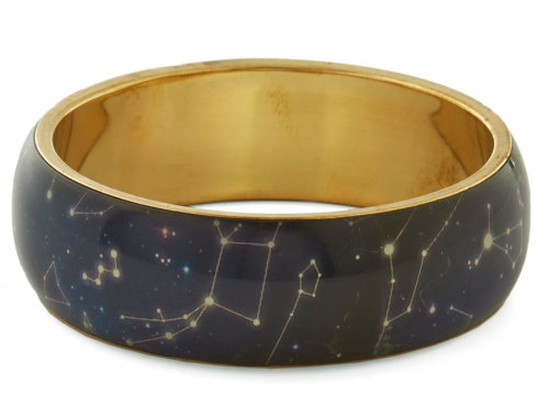 startorialist: Hello, pretty constellations! Undeniable Star Quality Bracelet from modcloth. I spy Cassiopeia, Pegasus, Bootes, Hercules, Delphinus, and Capricornus! —Emily 