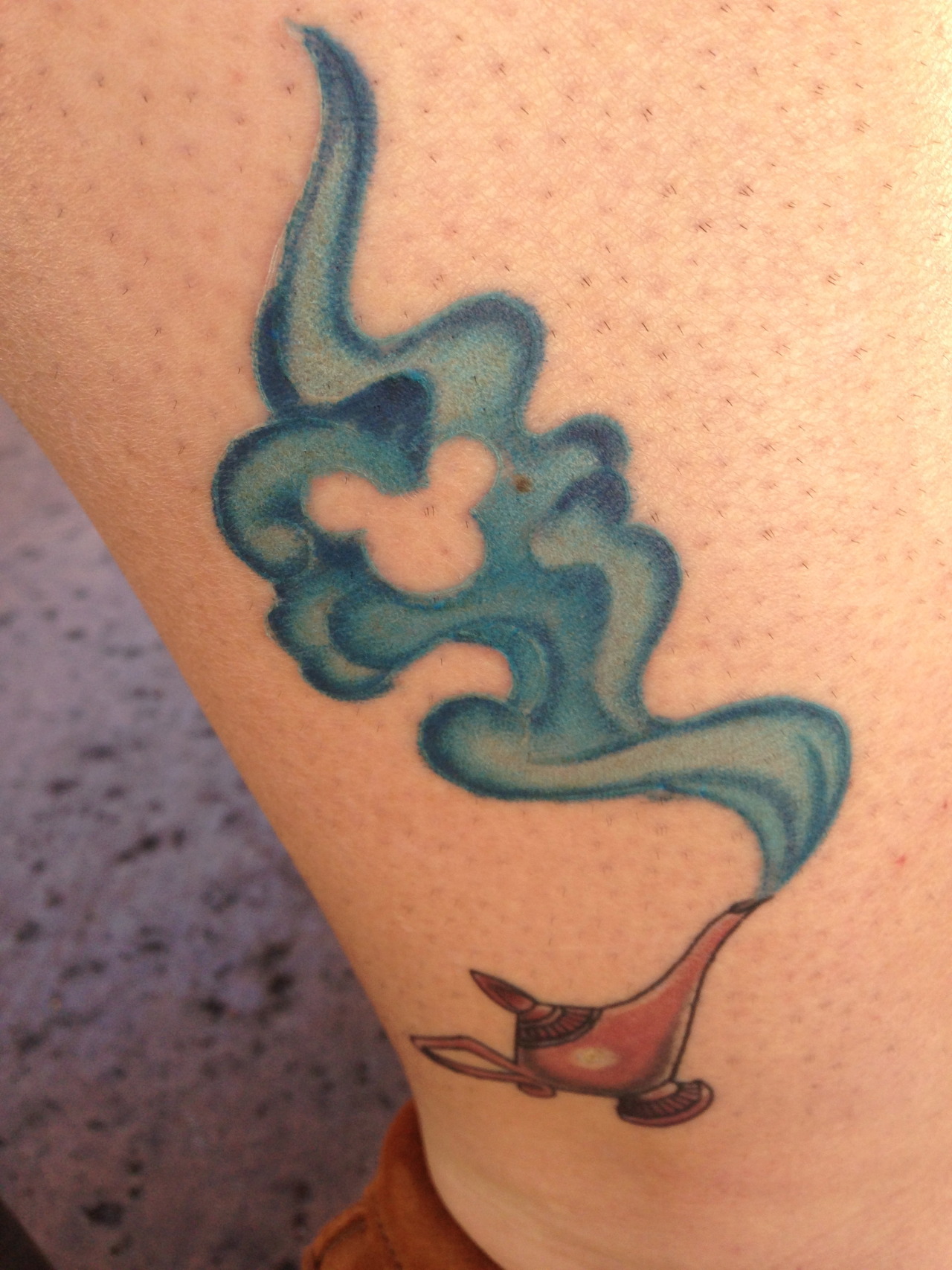 Aprendiz adverbio cinta disneyink - Genie lamp tattoo done by Dave Lang at High Tide...