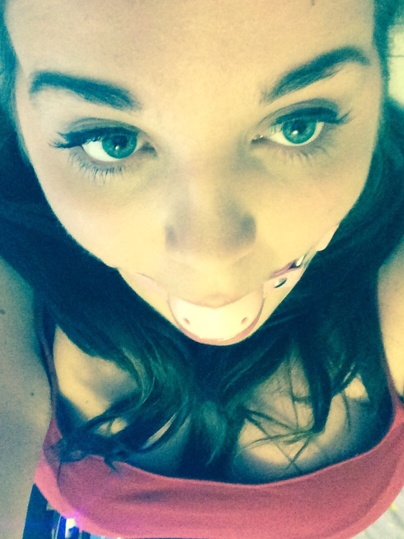 littleredkittenn:  Boredom is a dangerous thing 