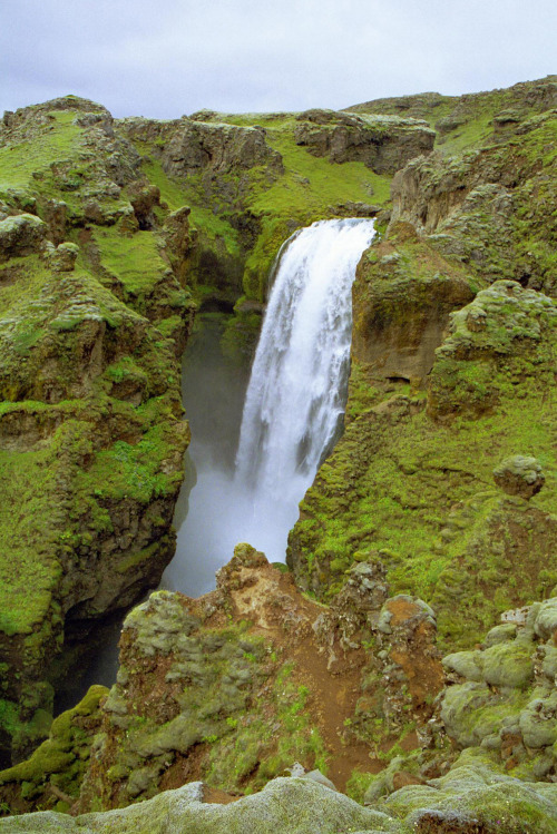 1997:  In July 1997 we did the 23 km hike from Þórsmörk to Skógaf