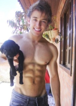 texasfratboy:  love the puppy…love the abs more!!  heehee