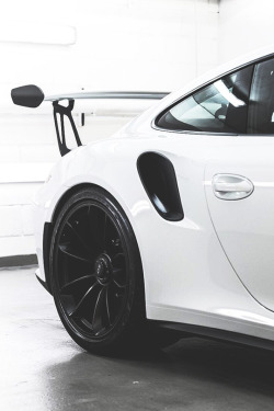 thelavishsociety:  The GT3RS by Elite Detailer | LVSH