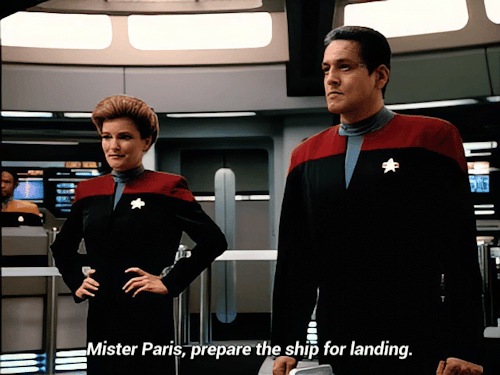 When Youre Both 10s But Youve Never Landed A Starship Before.