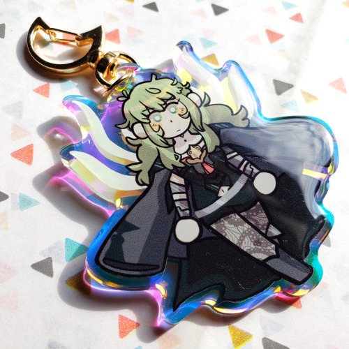 Ive added new merch to my store! https://starglowstore.hikukastel.net/