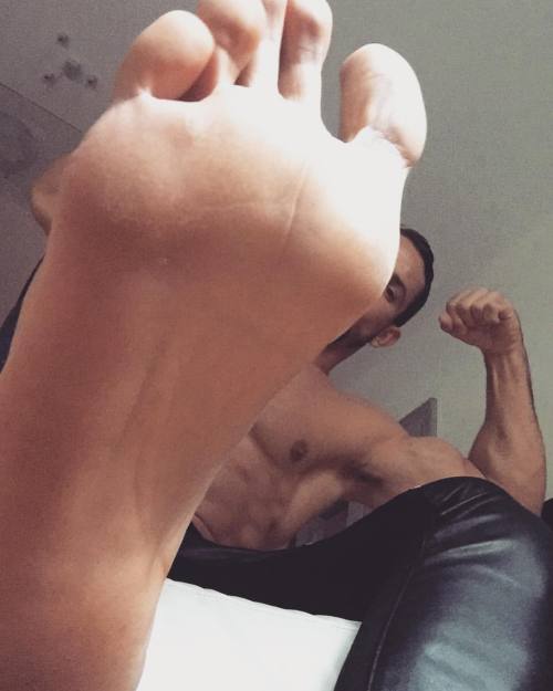 absoluteperfectioncashrape: Serve my feet #feet #feetfetish #feetworship #feetperfection #feetdomina