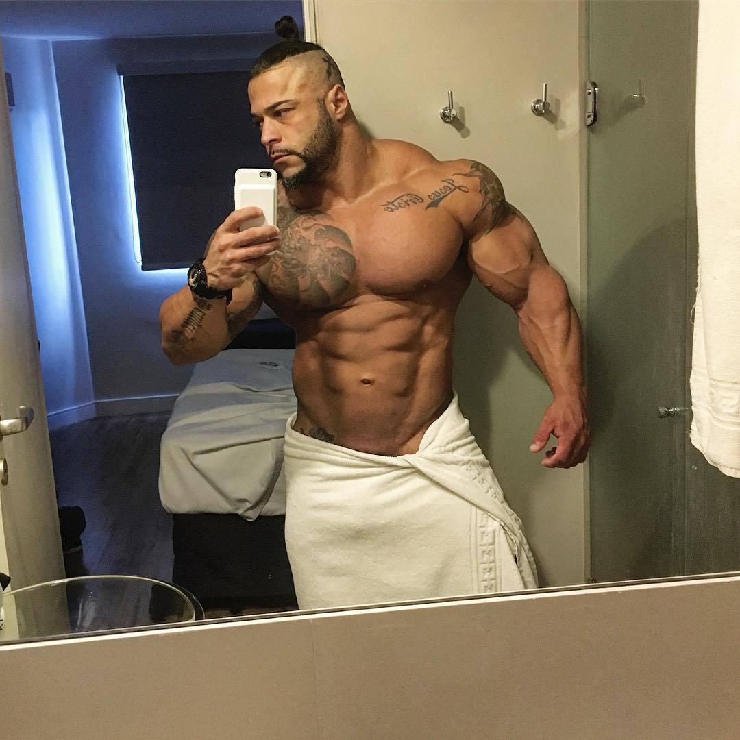 myfavoritemusclemen:  Bruno Moraes Cunha