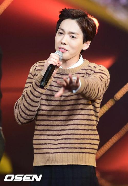 C: OSEN | DON’T EDIT OR REMOVE LOGO !! MCOUNTDOWN 140925 WINNER !!