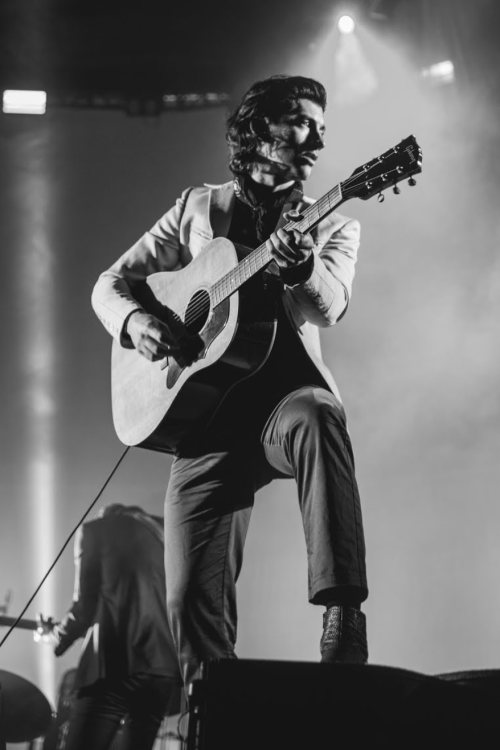 skinmane: Alex Turner by Sam Neil, 2016-07-19 Alexandra Palace, London