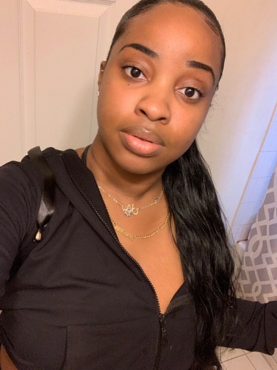 msixela:  Skin routine no routine 