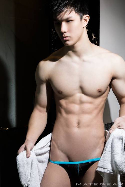 mantop10691:  代言韓國性感內褲 Mategear的新加坡美少年男模…Jonah Sin