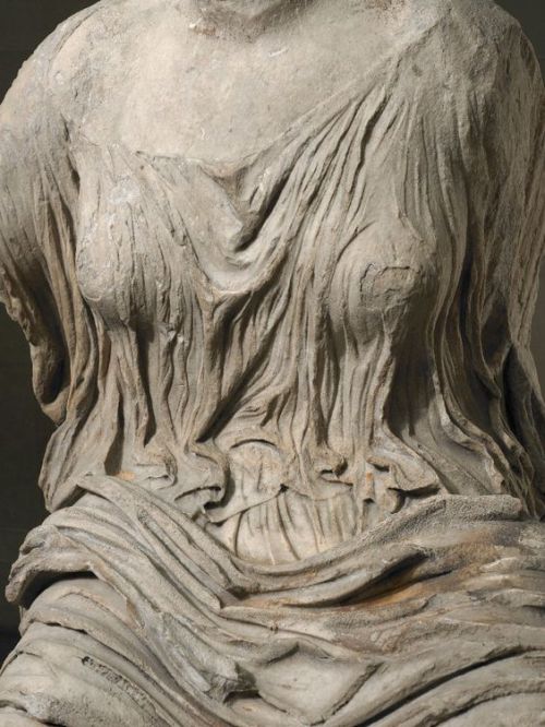 vaninnavaninni:Aphrodite from the East Pediment of the Parthenon. British Museum.