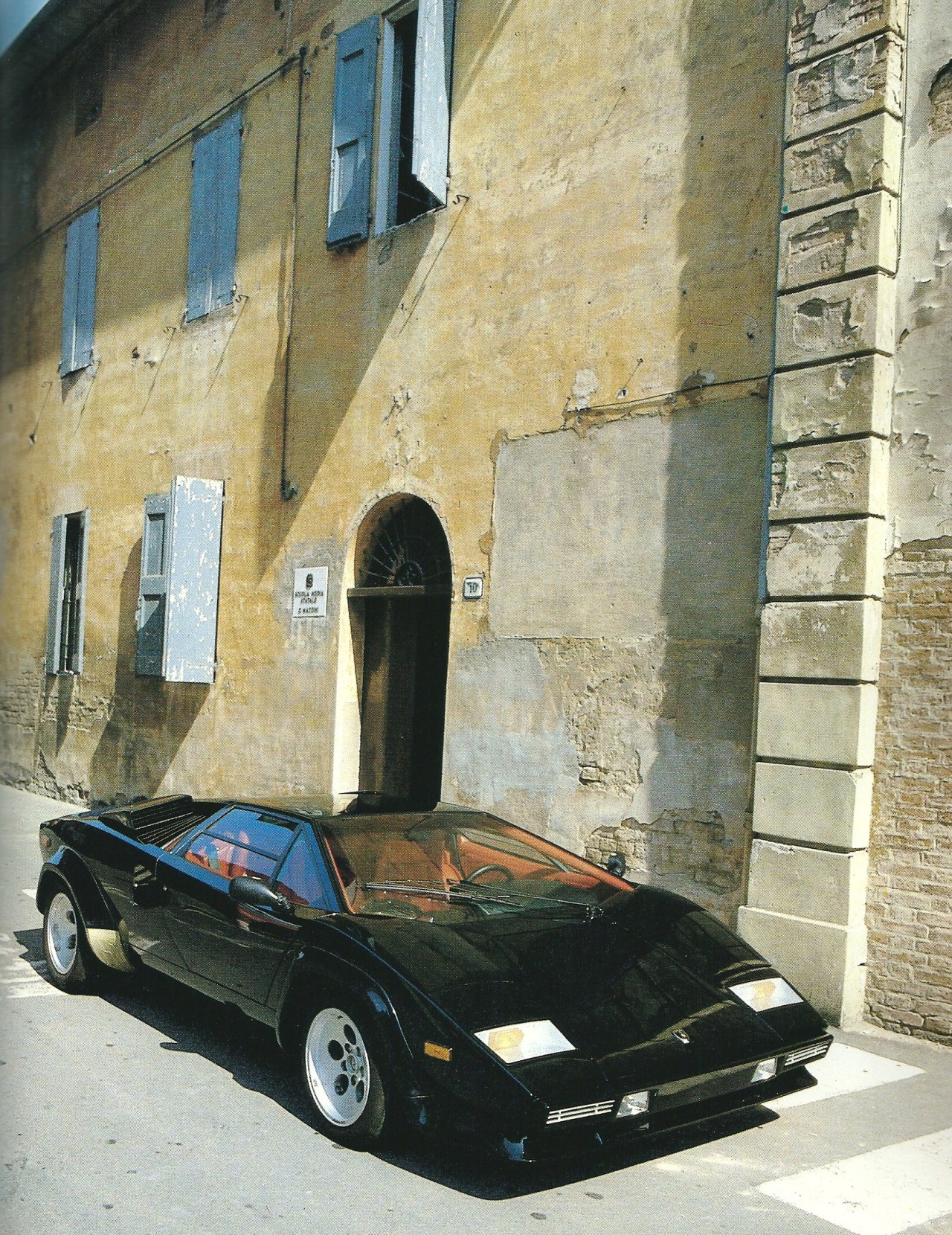 shari-vari:  Lamborghini Contach  LP500S Bertone    c. 1978   