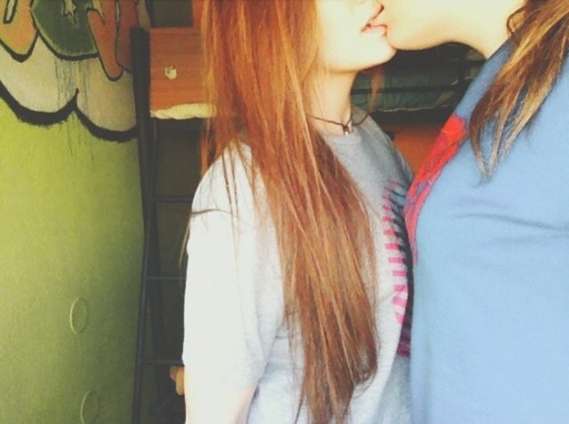lesbiann-cutiess:👭