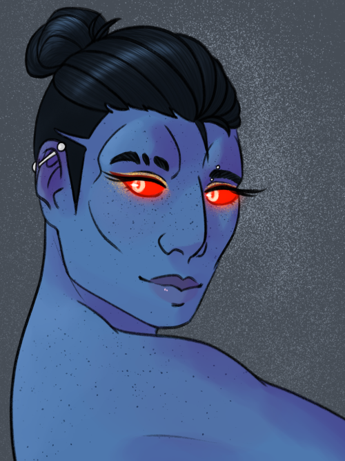 lilac-vode: POV: the mid captain wants your opinion on his glittery eyeshadow