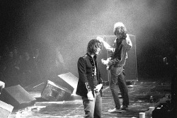 ximenilla:  The Strokes at Hammerstein Ballroom, NYC 10/31/01 