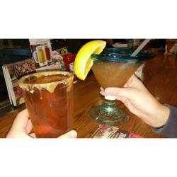 Drinks with a good friend! (at Chili&rsquo;s Grill &amp; Bar)