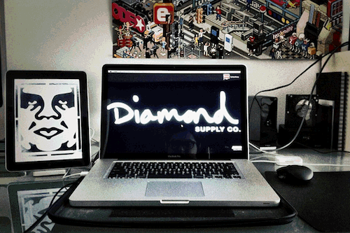 diamond-dope-shit:  obey-thatswag:  ⒻⓄⓁⓁⓄⓌ ⒻⓄⓇ ⓅⓊⓇⒺ ⒹⓄⓅⒺⓃⒺⓈⓈ