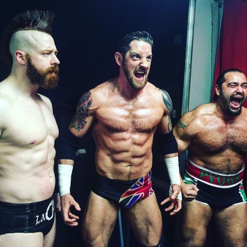 unstablexbalor:  wwe: #TheLeagueOfNations are excited about @wwesheamus’ win! #SmackDown