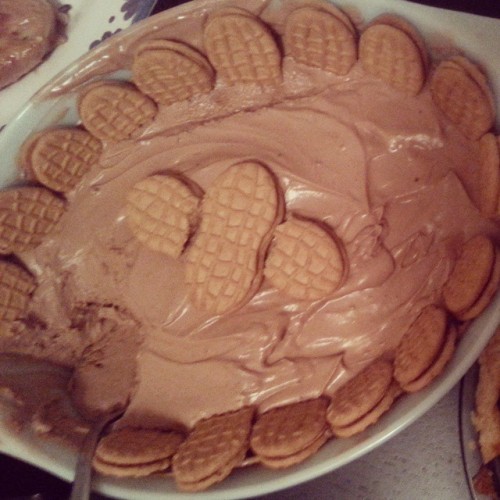 carolineeand:vinceyface:At Caroline’s suggestion I made an icebox pie for tonight. It’s a nutter but