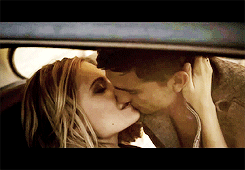teenagedfricks:  The Wanted   kissing 