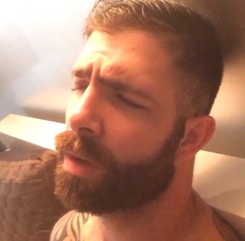 scruffyjizzmonkey:  beardburnme: | The glory that is jcryan_