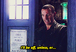 thiswandcouldbealittlemoresonic:  The Doctor + Trying to pretend Rose’s answer doesn’t matter (and failing) 