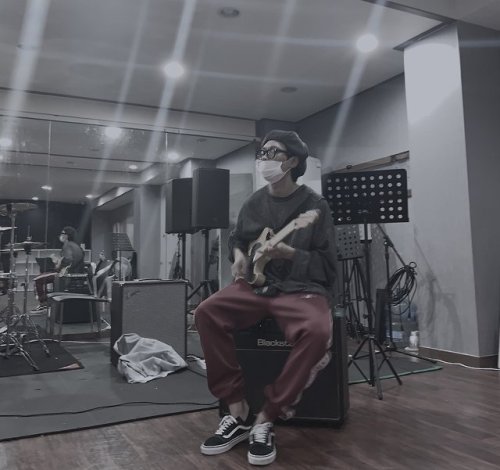Heejun’s Twitter Update | 191003   딩가딩가   [Trans]   Dinggadingga  Trans By: fy-kimjihun | Take