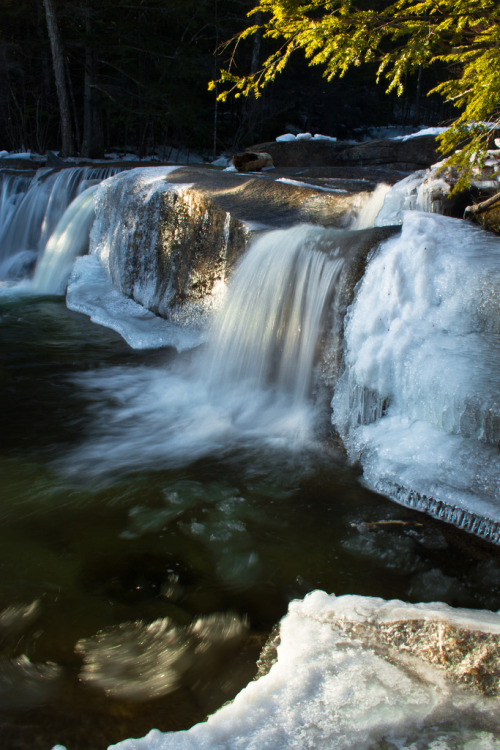 llbwwb:  Cold Flow (by loomstone)