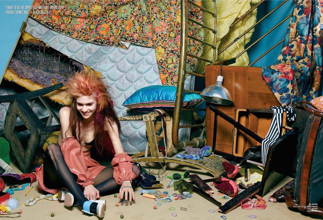 grimes-claireboucher:  Grimes featured in V Magazine¹s Fall issue!photos by Mario