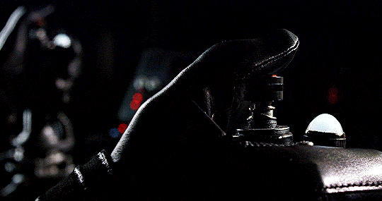 gifstarwars:Star Wars: The Last Jedi (2017) dir. Rian Johnson